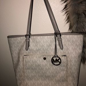 Michael kors purse, authentic, brand new